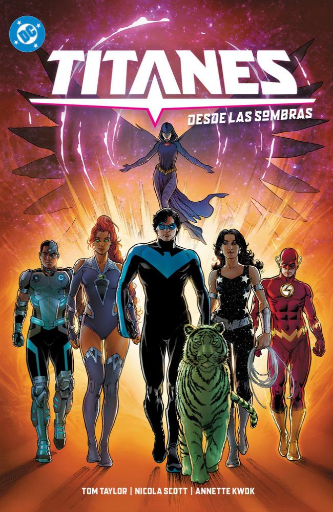 TITANES 01; ENTRE LAS SOMBRAS