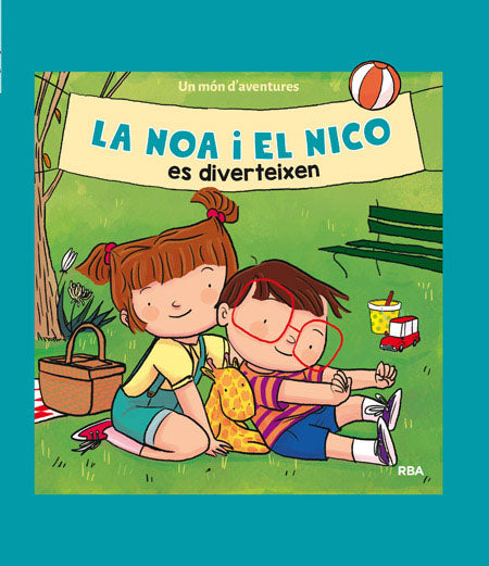 La Noa i el Nico es diverteixen