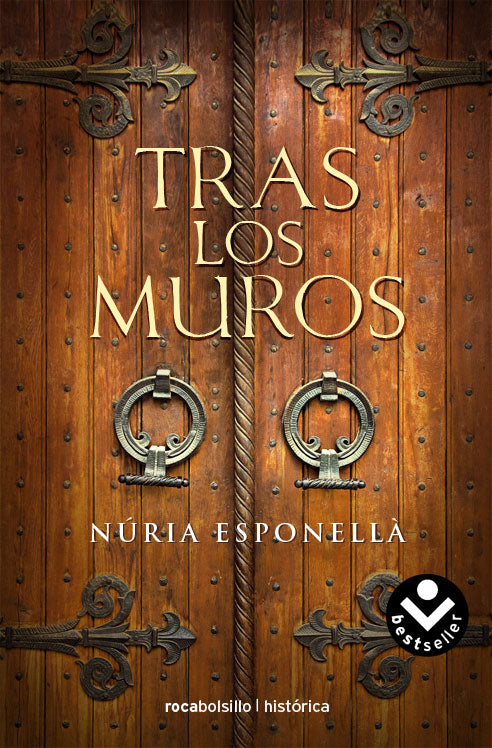 Tras los muros