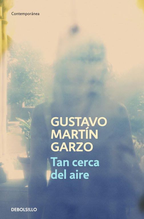 Tan cerca del aire